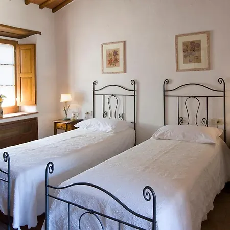 Castello Di Meleto Landsted Gaiole in Chianti
