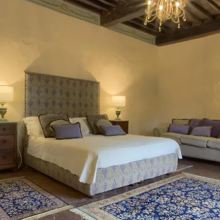 Castello Di Meleto *